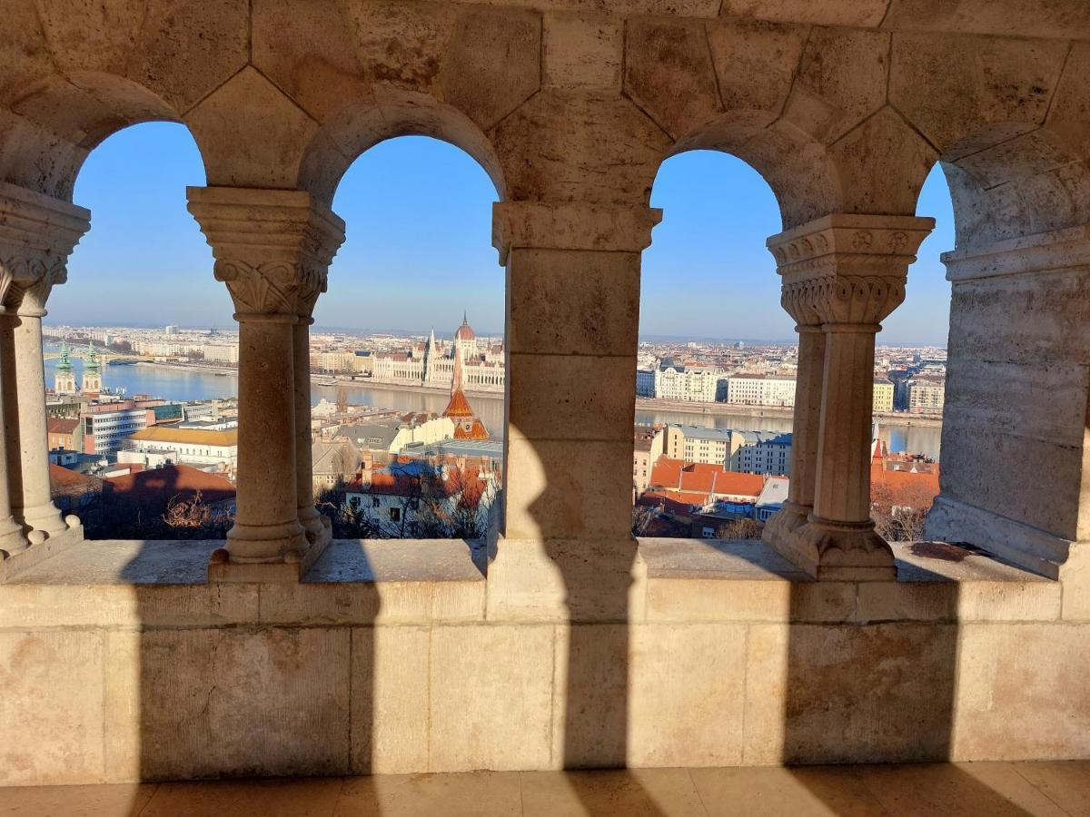 Sunny Studio At The Castle Budapest Luaran gambar